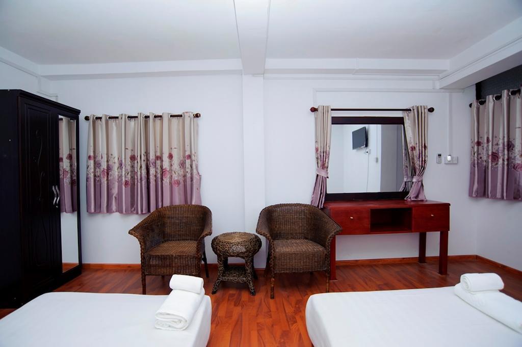 Agga Youth Hotel Yangon Exterior foto