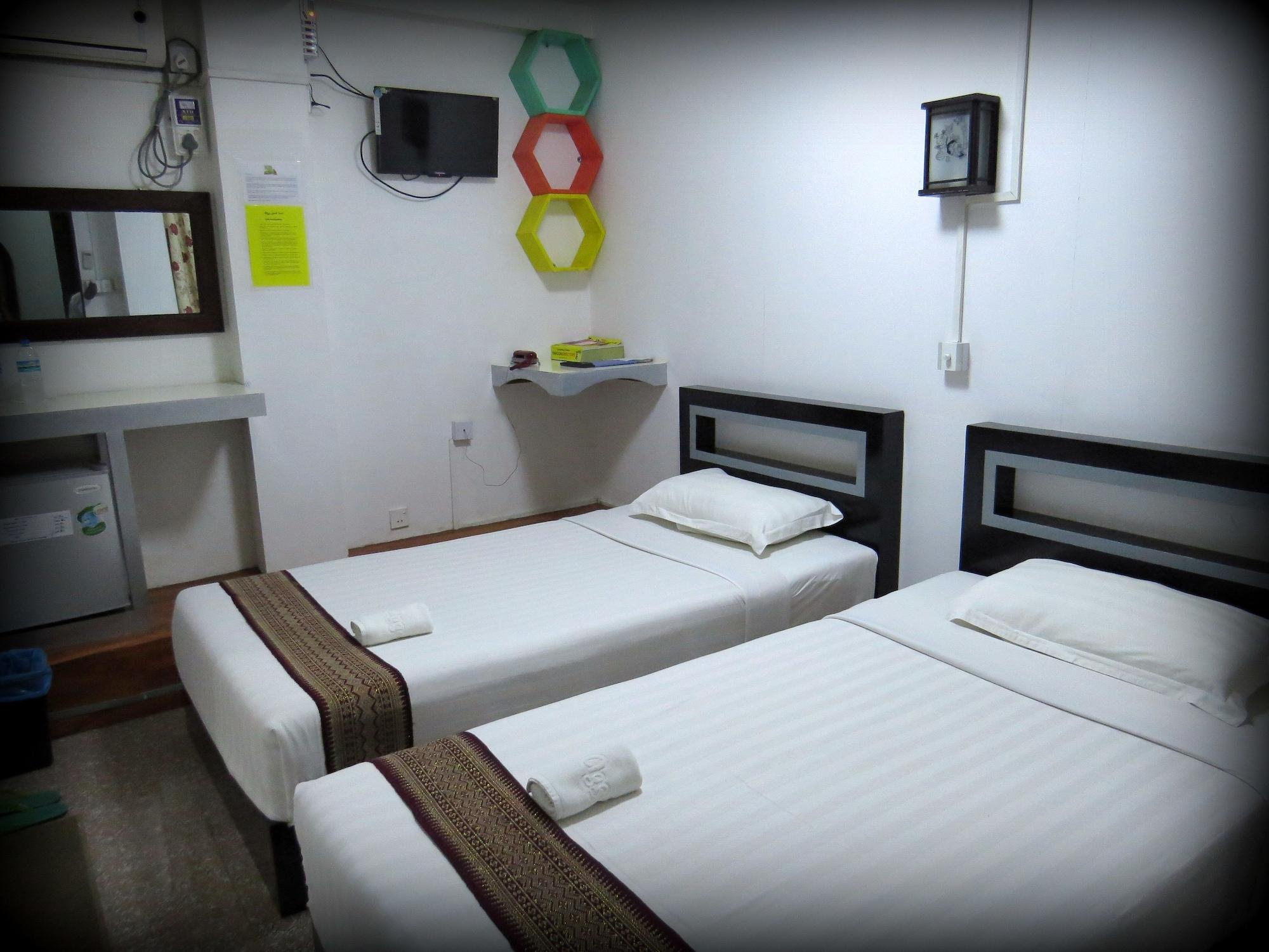 Agga Youth Hotel Yangon Exterior foto
