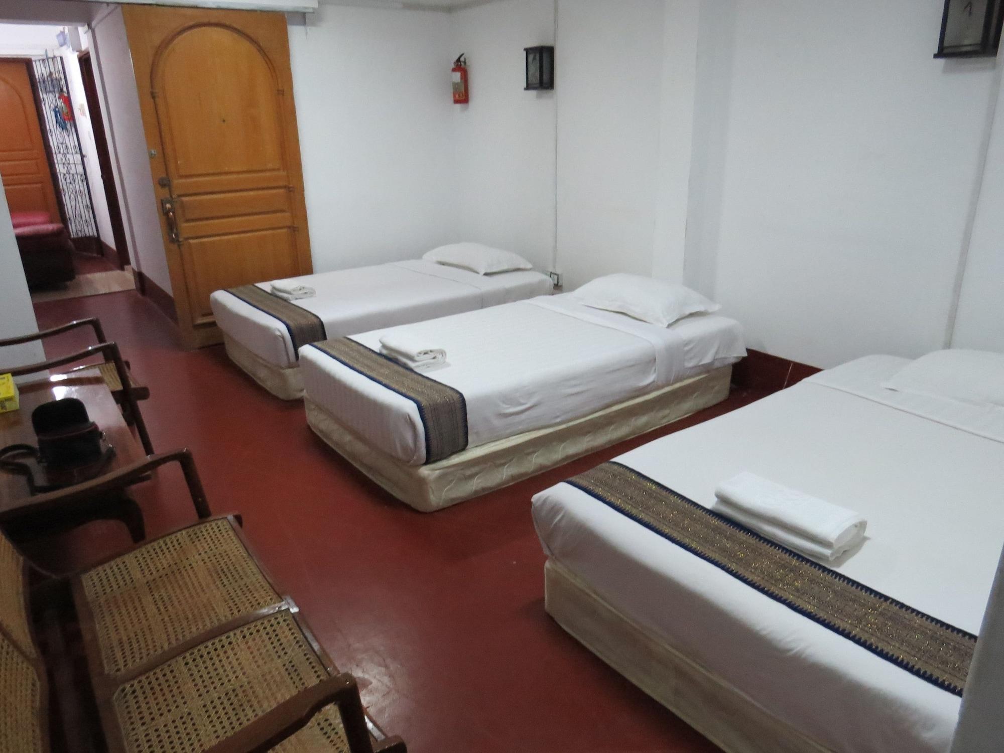 Agga Youth Hotel Yangon Exterior foto