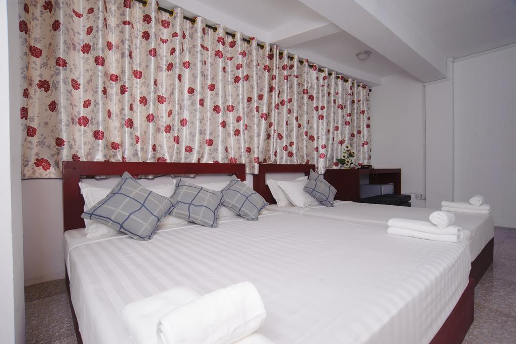 Agga Youth Hotel Yangon Zimmer foto
