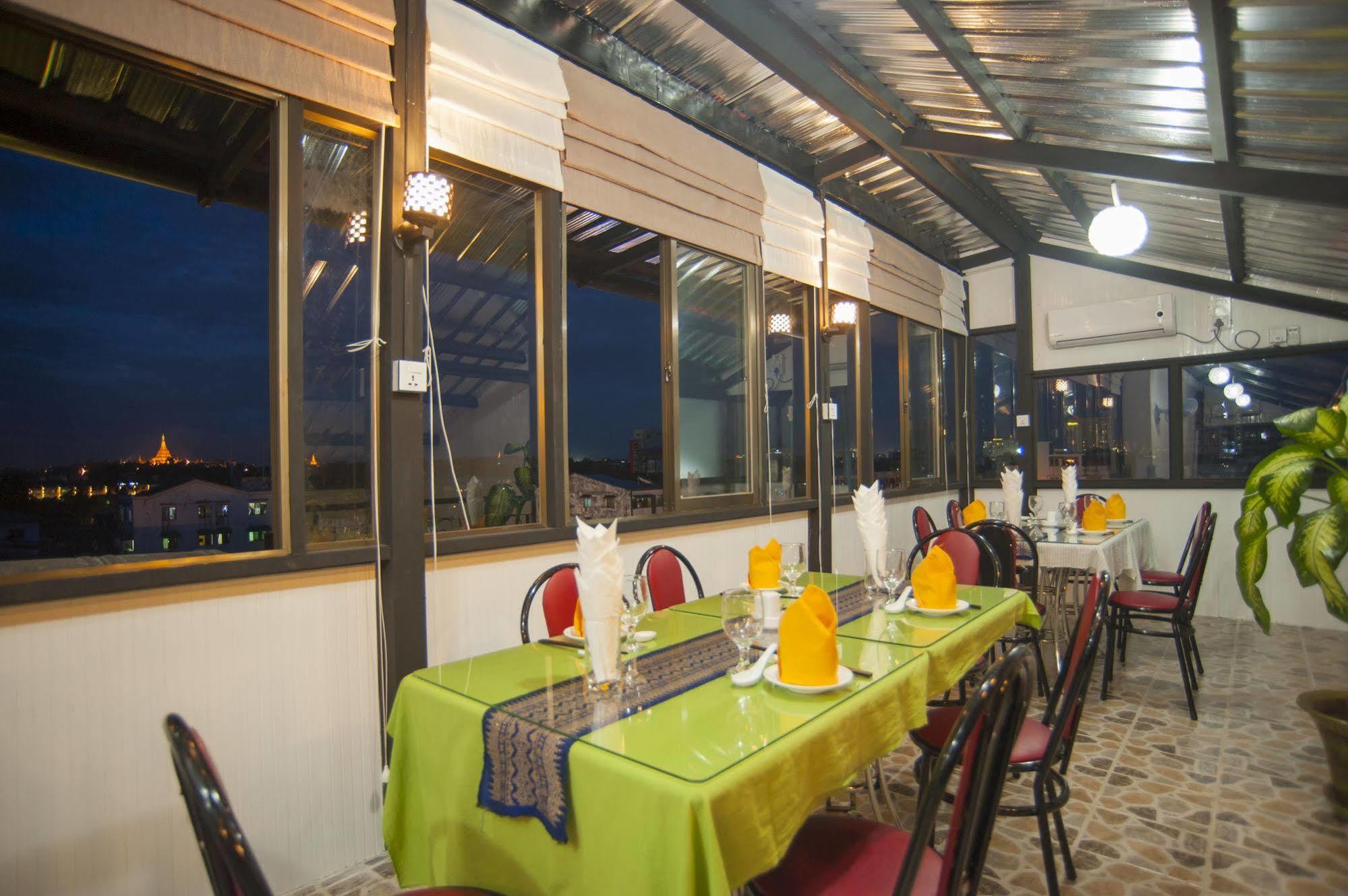 Agga Youth Hotel Yangon Exterior foto